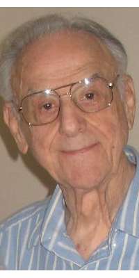 Morris Weiss, American cartoonist (Mickey Finn)., dies at age 98